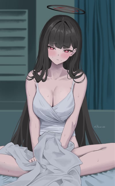 这是《蔚蓝档案》角色莉音的同人插画，角色有着标志性的黑色长卷发与红圈光环，身穿白色吊带睡裙坐在卧室的床上。她满脸通红，额头和身体都挂着汗珠，双手抓着身前的床单，露出害羞局促的神情，整体氛围私密又暧昧，展现了角色冷艳外表下少见的娇羞一面。