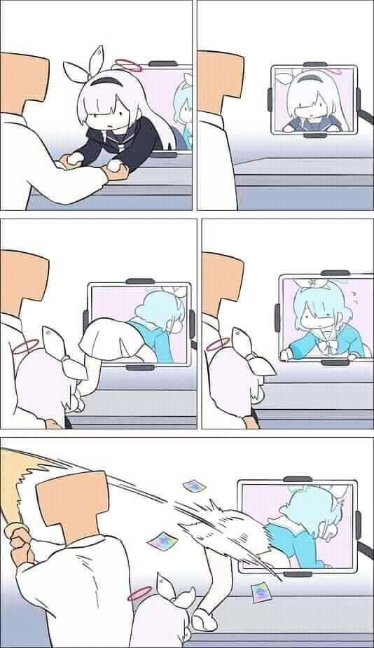 蓝发少女