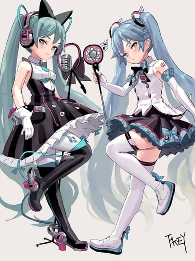 这幅插画展示了两个不同演出造型的虚拟歌手初音未来，左侧初音佩戴猫耳造型耳机，身着黑白色为主、点缀粉蓝线条的舞台裙装，搭配不对称长袜，手持复古麦克风，姿态俏皮；右侧初音则是格纹元素装饰的裙装，白色长袜搭配浅色鞋子，手持带有音符装饰的麦克风，表情酷感十足。二者都摆出单腿抬起的活泼舞台姿势，画师笔触鲜明，画面充满动感，是画师FKEY创作的原创同人作品。
