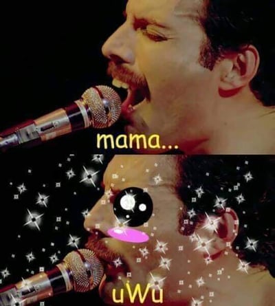 这是一张上下拼接的网络恶搞meme图，上半部分还原了皇后乐队主唱Freddie Mercury演唱经典歌曲《Bohemian Rhapsody》的名场面，他对着麦克风，神态投入，配文“mama...”，对应歌曲中的经典歌词；下半部分是对同一场面的二次创作，给Freddie的脸部添加了大尺寸的闪亮卡通眼睛、粉色厚嘴唇，背景布满闪亮星星特效，配文“uWu”，将原本充满深情的摇滚演唱场景改造成软萌可爱的uwu风格，通过强烈的画风反差制造搞笑效果，属于对经典音乐场景的趣味恶搞。
