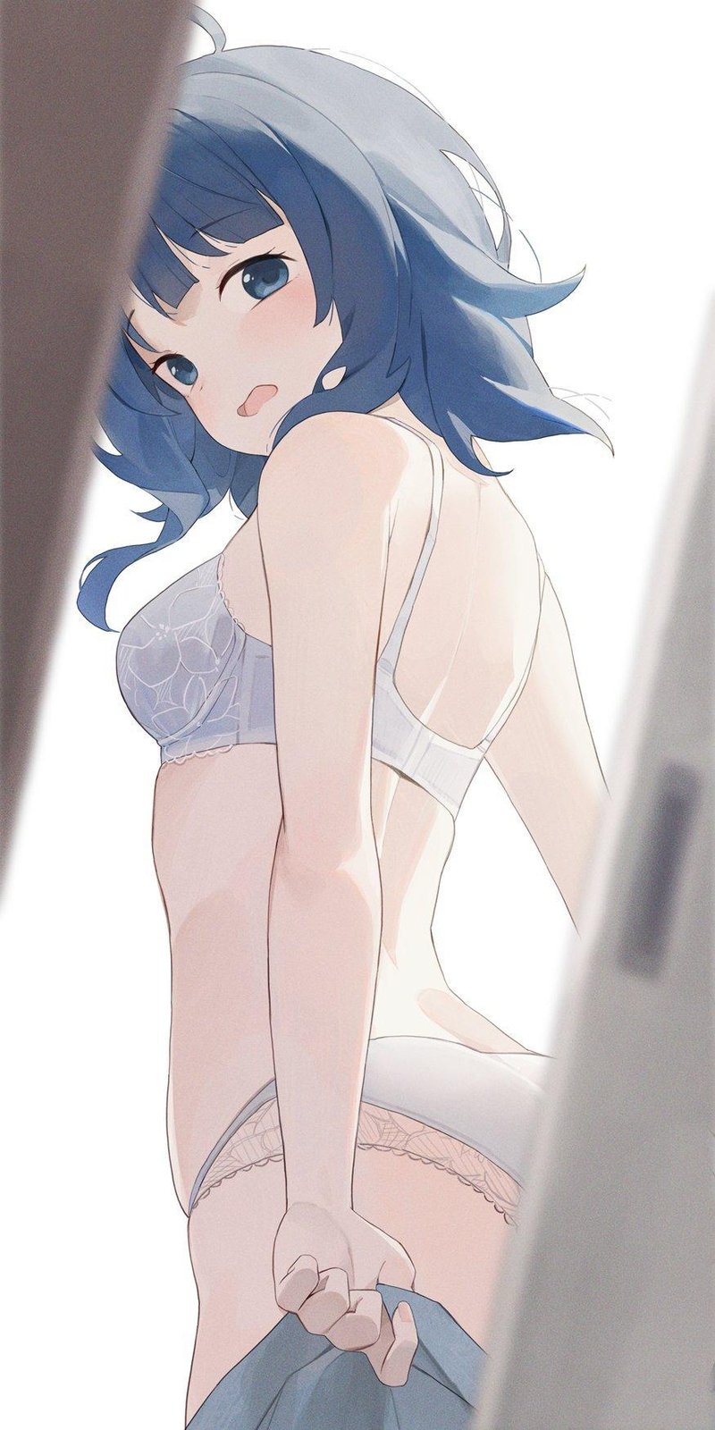 原创蓝发少女