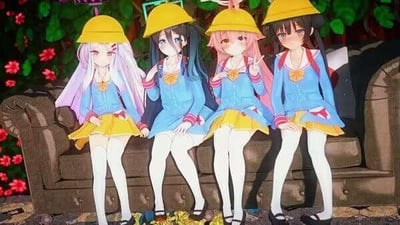这是一张3D渲染的卡通二次创作图，图中是游戏《蔚蓝档案》里的四位角色——白洲梓、天童爱丽丝、小鸟游星野、黑馆晴奈，她们被换上了幼稚园风格的蓝黄配色制服，头戴黄色幼稚园帽子，并排坐在深色复古沙发上。背景有红色花朵与绿植装饰，角色们姿态各异：有的自然垂手端坐，有的比出剪刀手，面部表情分别呈现出平静、温和、活泼、略带羞涩的状态，整体风格软萌童真，展现出角色不同于原作的可爱一面。