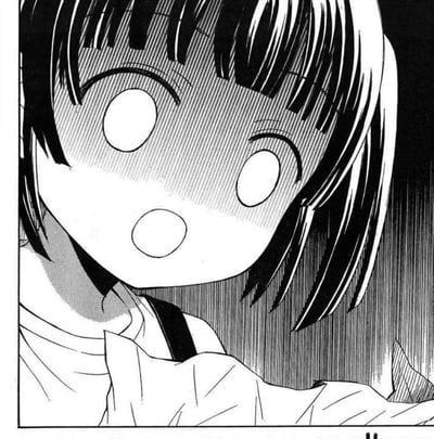 这是一张黑白漫画原作截图，画面主体是留着齐刘海短发的少女吉川由纪，她的眼睛和嘴巴都变成了圆圆的空白形状，脸颊用网点表现出泛红的状态，身体微微后仰，露出十分惊讶、错愕的神情，背景的竖线网点进一步烘托出意外的氛围，图中没有任何对白文字，完全靠夸张的表情传递出震惊、意外的情绪。