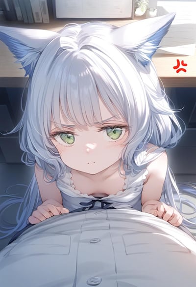 图中是一位动漫风格的猫耳少女，她有着银白色的长发，发梢微微卷曲，耳朵内侧为蓝色。少女有着明亮的绿色眼眸，眼神平静中略带一丝委屈，脸颊泛着淡淡的红晕。她穿着一件白色的吊带连衣裙，正趴卧在某个平面上，双手支撑着身体。背景中可以看到一张书桌，上面放着一些文件和绿植，整体画面光线柔和，营造出温馨治愈的氛围。右上角有一个红色的"火"字标记。