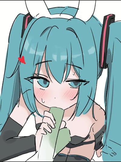 图中是虚拟歌手初音未来的同人插画，她有着标志性的蓝绿色双马尾，头发别着小红心发饰。此刻她脸颊泛红，眼神半眯，脸上挂着汗珠，神态害羞娇憨，手中拿着她的标志性道具大葱，整体画面传递出一种羞涩娇俏的氛围，没有双关或暗示类内容。