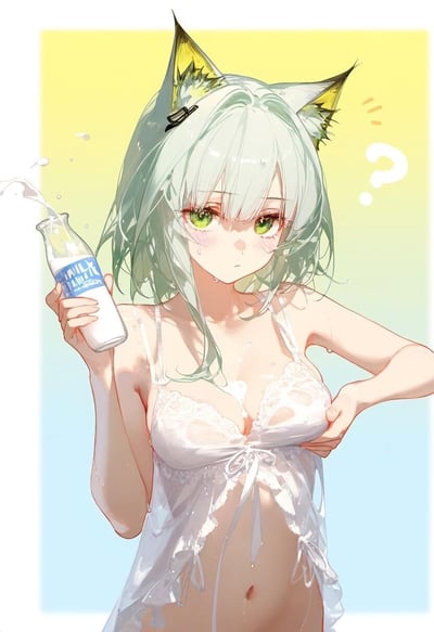 这是一张AI生成的二次元同人插画，原型是手游《明日方舟》中的角色凯尔希。画中角色有着浅绿发色与标志性的猫耳，身着的白色蕾丝吊带睡衣被洒出的牛奶打湿，衣物变得半透明。她一手握着洒出牛奶的玻璃瓶，另一只手扯着湿掉的睡衣，脸颊泛红，脸上带着疑惑的神情，画面右侧还有问号符号，整体色调清新柔和，将角色意外后的窘迫与可爱感展现出来。