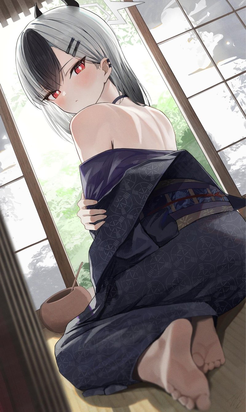 鬼方佳代子