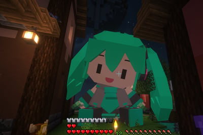这是一张《我的世界》（Minecraft）的游戏截图，在夜晚的小镇巷弄场景中，出现了一个适配MC方块风格的Q版初音未来3D模型，青绿色双马尾十分醒目，角色面带微笑，神态可爱。画面左下角显示游戏UI界面，包含生命值、饱食度和手持的火把，巷弄两侧的木质建筑挂着发光的灯笼，夜空点缀着星星，整体氛围温馨又充满创意，将二次元虚拟歌手与沙盒游戏世界结合在一起。