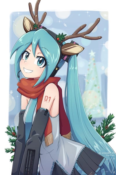 这是一幅圣诞主题的初音未来同人插画，经典蓝发双马尾的初音未来换上了驯鹿鹿角发饰，围着红色围巾，露出手臂上标志性的"01"标识，咧嘴笑着看向画面左上方。背景是带有虚化圣诞树和飘落雪花的淡蓝色冬日场景，整体画风明快，充满温馨欢快的圣诞节日氛围。