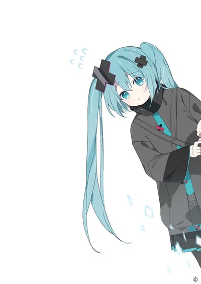 图中是VOCALOID虚拟歌手初音未来的同人插画，她保留了标志性的冰蓝色双马尾长发，搭配黑色十字造型的发饰，身着深灰色外套。初音未来身体微微前倾，眼神带着不安与怯意，头部旁的曲线符号强化了她紧张、受惊的情绪，画面下方还有浅蓝色的冰晶元素，整体呈现出胆小、忐忑的状态。
