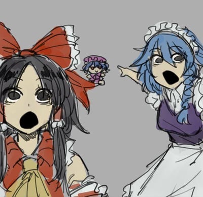 这是一张涂鸦风格的ACG二次创作静态图，画面左侧是《东方Project》的角色博丽灵梦，她双眼圆睁、嘴巴大张，满脸惊恐；右侧是同系列的十六夜咲夜，同样是惊恐的大张嘴神态，同时伸出左手，指向灵梦红色蝴蝶结旁的迷你版蕾米莉亚·斯卡蕾特。这个缩小版的蕾米莉亚缩在角落，表情显得有些微妙。整张图模仿了经典的“惊恐发现异常事物”的表情包构图，用东方Project的角色进行改编，营造出荒诞搞笑的效果，图中没有双关、谐音梗等内容。