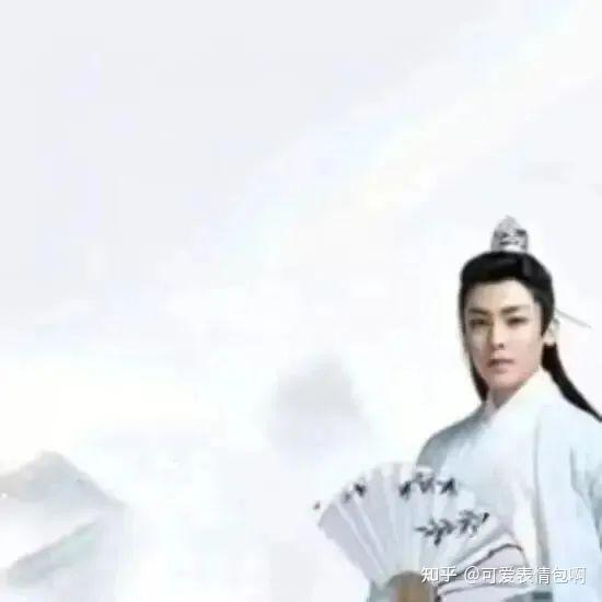 侯明昊古风小生经典白衣折扇剧照