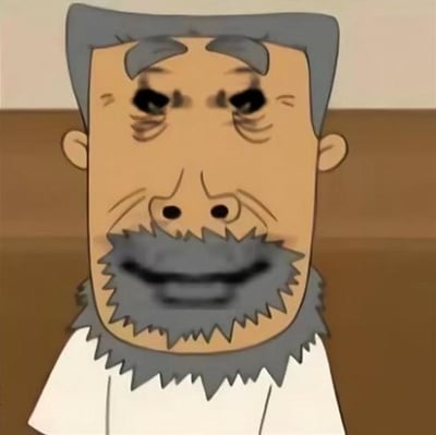 这是一张对国产动画《大耳朵图图》中的牛爷爷形象进行二次创作的P图表情包，原本和蔼的牛爷爷被修改为眼睛和嘴巴呈黑色诡异样式的模样，画风突变，给人一种怪异、阴间的视觉感受，常被用于聊天场景中玩梗，或是表达诡异、惊悚的情绪，图中没有双关、谐音梗等内容。