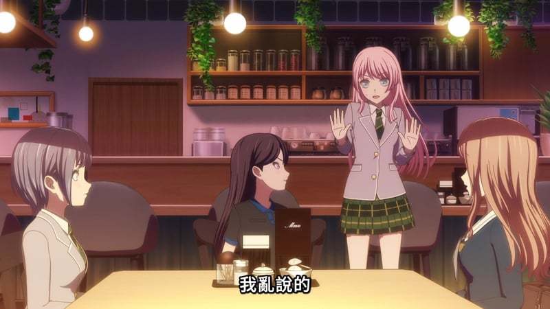 黑发女生