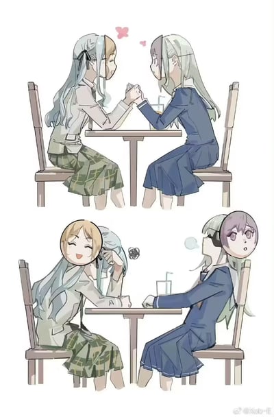 这是一组由上下两格组成的原创卡通连环图：
1. 上格呈现两位女高中生在桌前牵手对视的甜蜜场景，爱心气泡烘托出百合贴贴的温馨氛围；
2. 下格则是搞笑反转的视觉错位真相——两人的头部和身体实际是交叉搭配的，金发头配浅发身体、紫发头配蓝发身体，原本的甜蜜瞬间变成荒诞的换头乌龙，表情也从甜蜜转为惊讶和无奈，利用视觉错位制造出强烈的反差笑点。