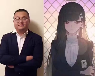 这张图片为左右分栏的对比内容，左侧是网络知名真实人物孙笑川，他身着深色西装外套搭配白色衬衫，双臂交叉抱于胸前，面带温和微笑；右侧是通过AI图像生成工具创作的孙笑川性转二次元形象，是一位留着黑色长直发的冷艳二次元女性，着装风格与左侧真人呼应，整体呈现出真人形象到AI性转二次元形象的趣味反差对比，图中无谐音、双关或暗示类内容。