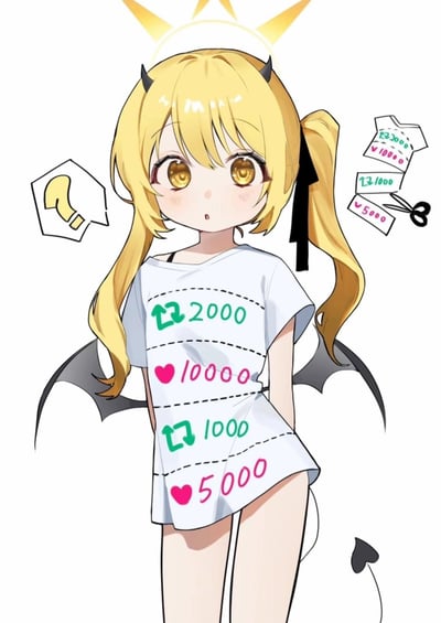 一张动漫风格插画，描绘了一位金发双马尾的恶魔少女。她有着黄色的眼睛、小巧的恶魔角和黑色翅膀，头顶有一个光环。少女穿着一件印有多种符号和数字的白色T恤，上面有绿色箭头、粉色爱心以及不同数值。她的表情看起来有些惊讶，左侧有一个带问号的气泡，右侧有几张价格标签和一把剪刀。整体风格可爱又带点神秘感。