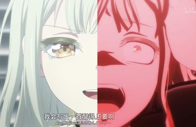 这是一张左右拼接的动画截图，左侧是《BanG Dream! Ave Mujica》中的若叶睦，眼含泪水却眼神坚定，配文显示她决心写出配得上Ave Mujica的作品；右侧是同作品的丰川祥子，画面被红色滤镜笼罩，眼神惊恐、大张着嘴大喊“不要啊”，呈现出崩溃抗拒的状态。两者的情绪形成强烈反差，放大了剧情的戏剧张力，是粉丝用来调侃剧情的梗图。