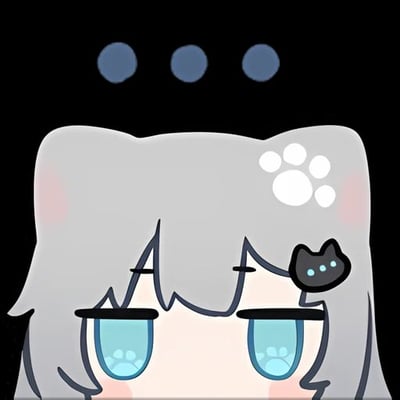 一张卡通风格的猫耳少女头像。角色有着灰色的头发，蓝色的眼睛，眼睛里有爪印图案。头上戴着一个黑色小猫形状的发饰，头顶有一个白色爪印。背景为纯黑色，上方有三个蓝色圆形图案。