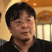 戴眼镜男子表情变化反应GIF