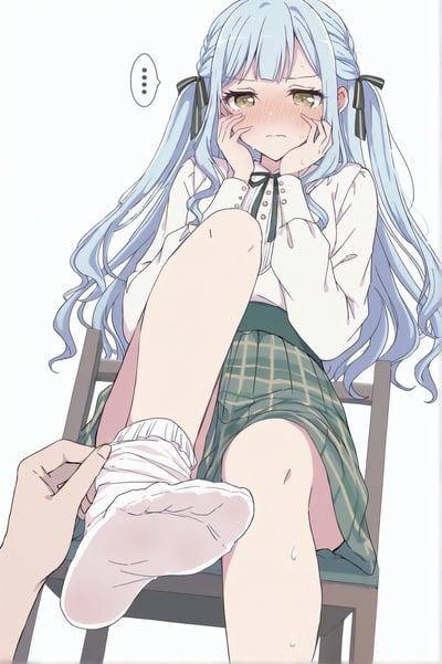 画面呈现了一位双马尾蓝发的二次元少女，她坐在椅子上，双手捂脸，脸颊涨得通红，脸上和腿上都挂着汗珠，神情十分害羞窘迫。画面下方有一只手正触碰她的白色袜子，少女旁边的对白气泡里的省略号，进一步凸显出她此刻的不知所措。整幅图没有双关、谐音梗或暗示内容。