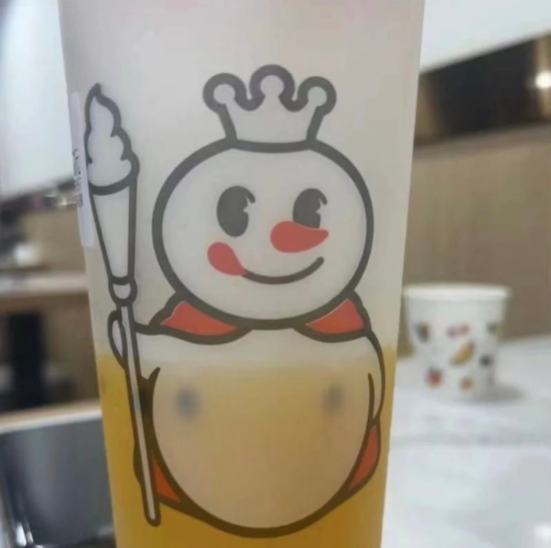 蜜雪冰城雪王