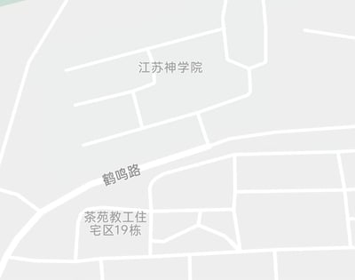这是一张简洁的线稿风格电子地图截图，展示了鹤鸣路沿线的区域地理信息：地图上方标注了「江苏神学院」的区域范围，鹤鸣路横穿画面中部，下方则是「茶苑教工住宅区19栋」的位置，清晰呈现了这几处地点的相对位置关系，无谐音梗、双关或暗示类内容。