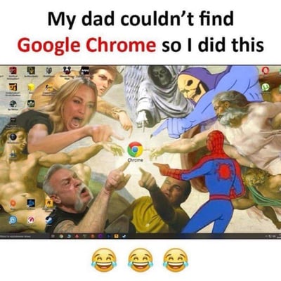 这是一张搞笑的桌面P图梗图：用户的老爸找不到电脑上的谷歌Chrome浏览器，于是用户把Chrome图标放在桌面正中央，同时将多个知名网络表情包角色、经典名画《创造亚当》里的人物、动画蜘蛛侠等元素拼贴在一起，所有角色都伸手指向Chrome图标，营造出所有人都在指引这个图标的夸张效果，配合顶部文字“My dad couldn’t find Google Chrome so I did this”，用戏谑的方式解决长辈找不到电脑软件的日常小问题，充满笑点。
没有双关、谐音梗或暗示内容。