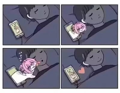 四格连环漫画展现深夜治愈场景：第一格，深色头发的人侧卧在床上，神情悲伤，枕边手机屏幕显示着一个粉色头发的卡通角色；第二格，角色从手机中钻出，靠近人的脸颊，人仍含泪；第三格，角色拥抱人的脸颊，人表情放松；第四格，人微笑，手机旁出现一颗爱心，展现从悲伤到被治愈的情绪转变。