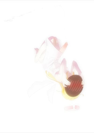 这是一幅淡色清新风格的同人插画，描绘了《干物妹！小埋》中的角色土间埋：她以倒过来的姿势蜷缩身体，双手抓着带有红色纹路的深色暖炉，将脸完全挡在暖炉后方，浅色的睡衣与淡粉的肤色在纯白背景下显得柔和，画面右下角还有掉落的粉色发圈，整体氛围慵懒又带着害羞的软萌感。